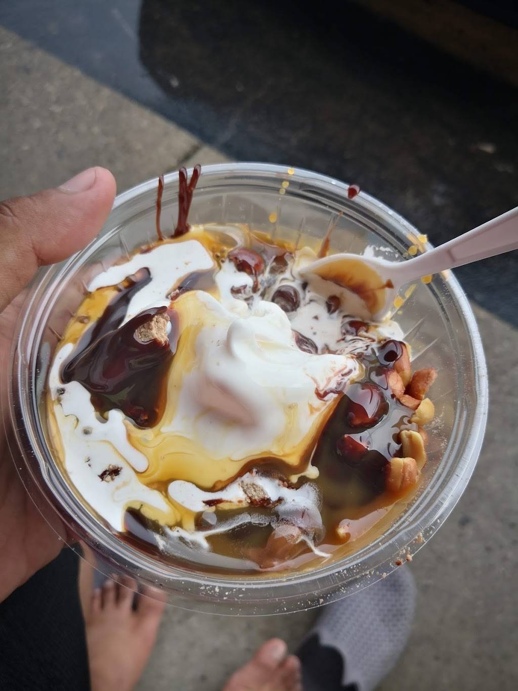 Ivanhoes | meal takeaway | 979 S Main St, Upland, IN 46989, USA | 7659987261 OR +1 765-998-7261