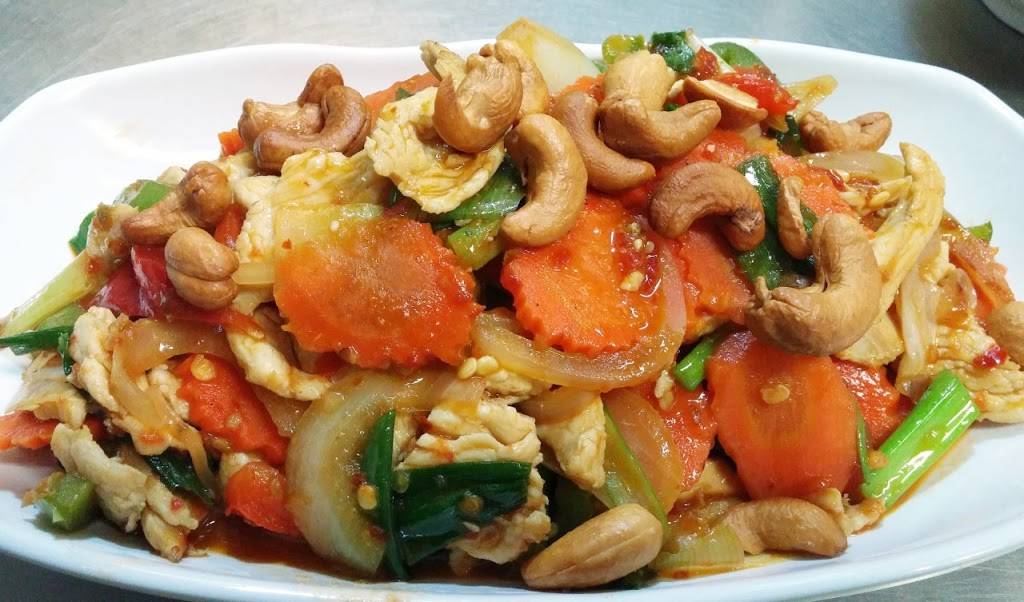 Nats Thai Food | restaurant | 1123 Vine St #11, Los Angeles, CA 90038, USA | 3239570435 OR +1 323-957-0435