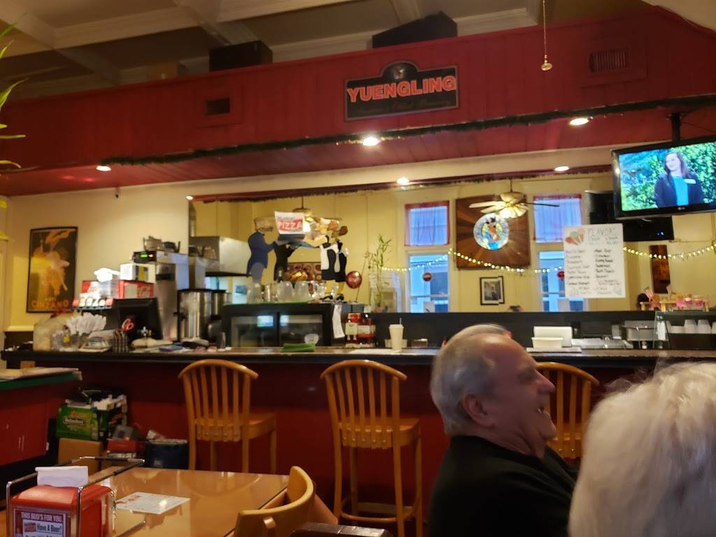 The Great Pizza Company | restaurant | 23 E Magnolia Ave, Eustis, FL 32726, USA | 3523577377 OR +1 352-357-7377