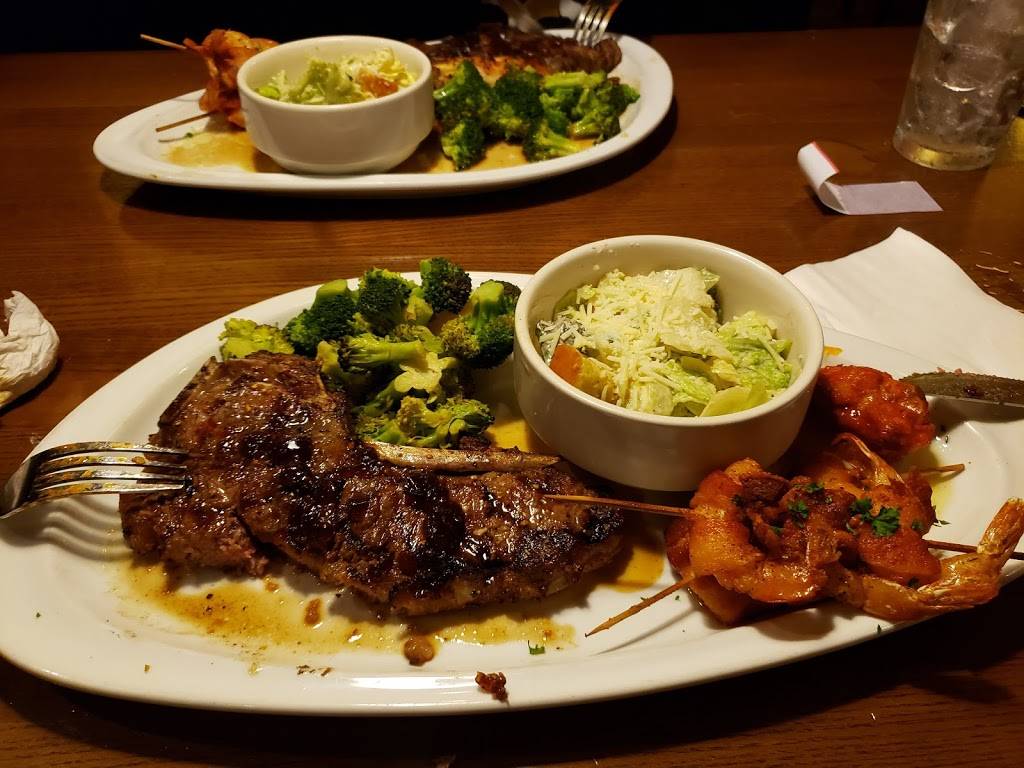 TGI Fridays | restaurant | 2801 E Central Texas Expy, Killeen, TX 76543, USA | 2549532117 OR +1 254-953-2117