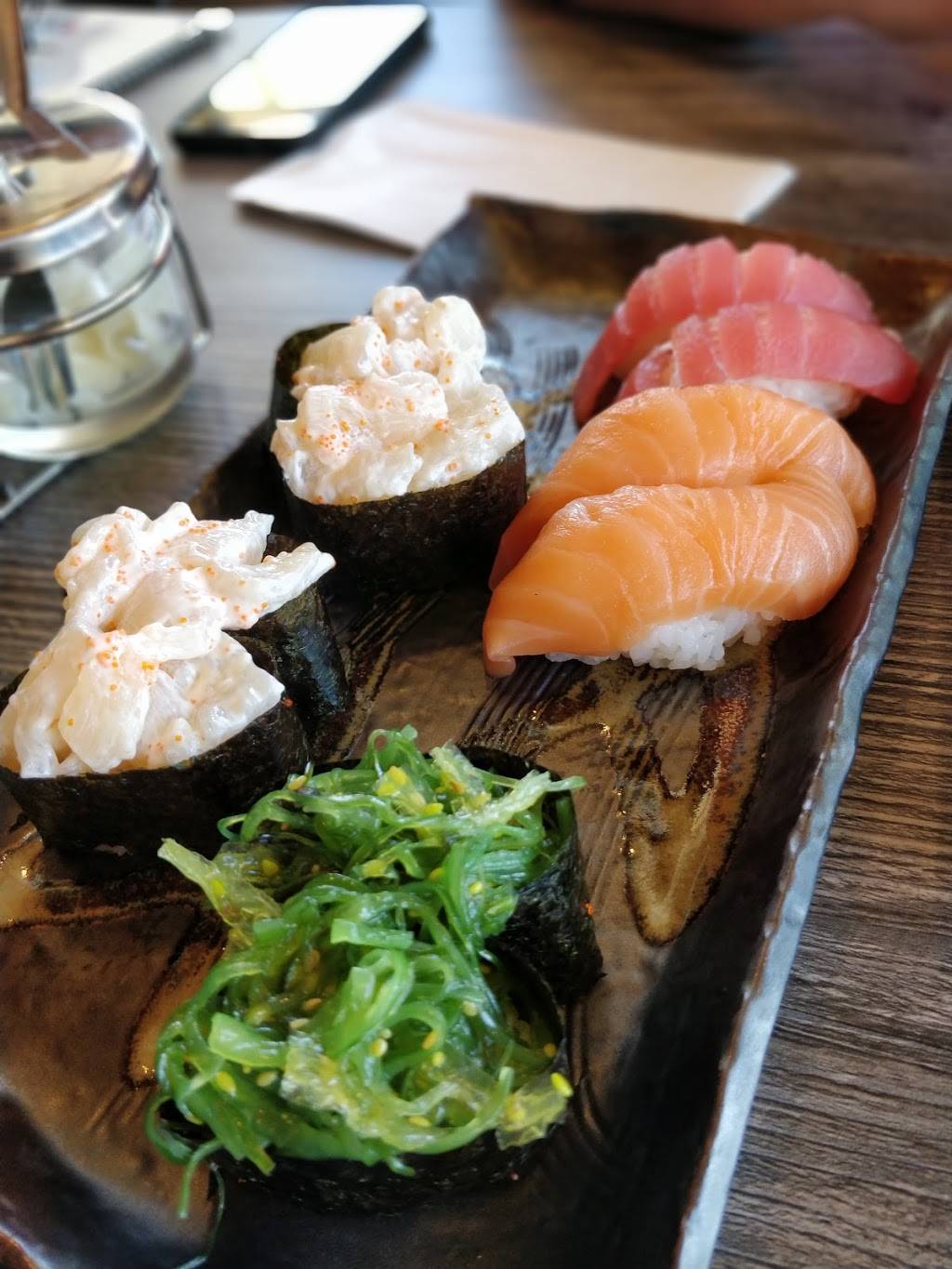 Momiji Sushi Bento Teriyaki | restaurant | 7349 NE Imbrie Dr, Hillsboro, OR 97124, USA | 5033726056 OR +1 503-372-6056