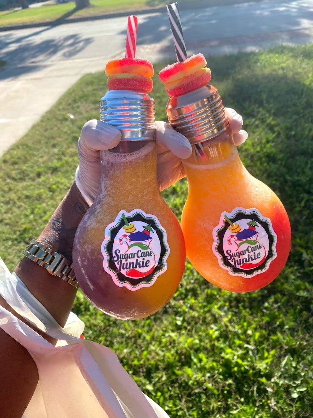 SugarCane Junkie Parlor | restaurant | 999 N Waterman Ave Space F27, San Bernardino, CA 92410, USA | 9098330655 OR +1 909-833-0655