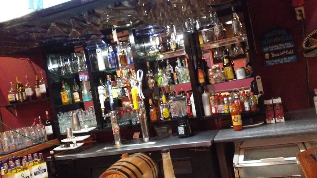 El Nuevo San Juan | restaurant | B, 1648, 2423 N Herritage St, Kinston, NC 28501, USA | 2525272519 OR +1 252-527-2519