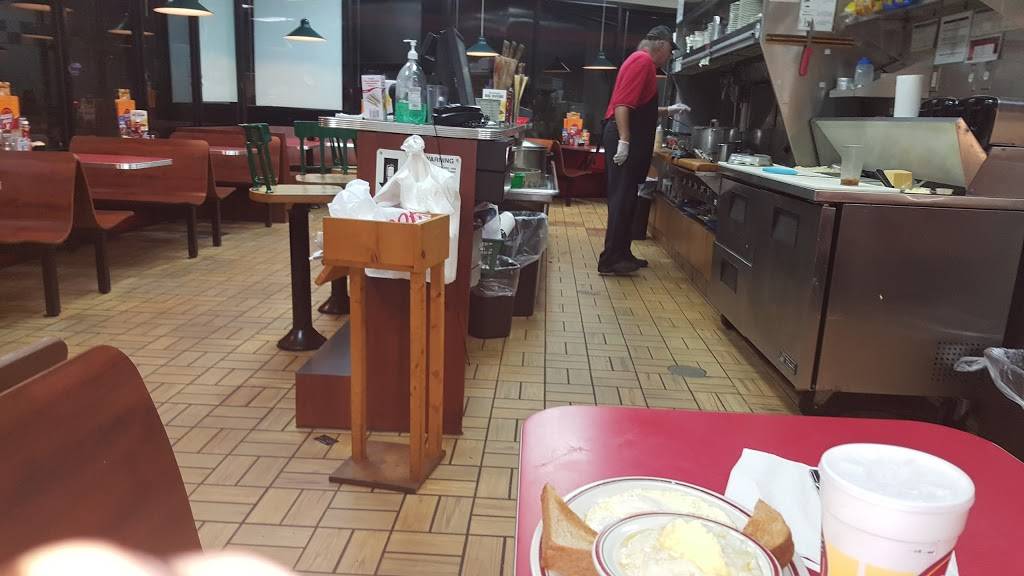 Huddle House | meal takeaway | 13015 Abercorn Extention, Savannah, GA 31419, USA | 9129210220 OR +1 912-921-0220