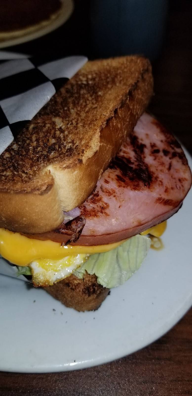 Corner Cafe | restaurant | 7901 Mid Cities Blvd, North Richland Hills, TX 76180, USA | 8174798389 OR +1 817-479-8389