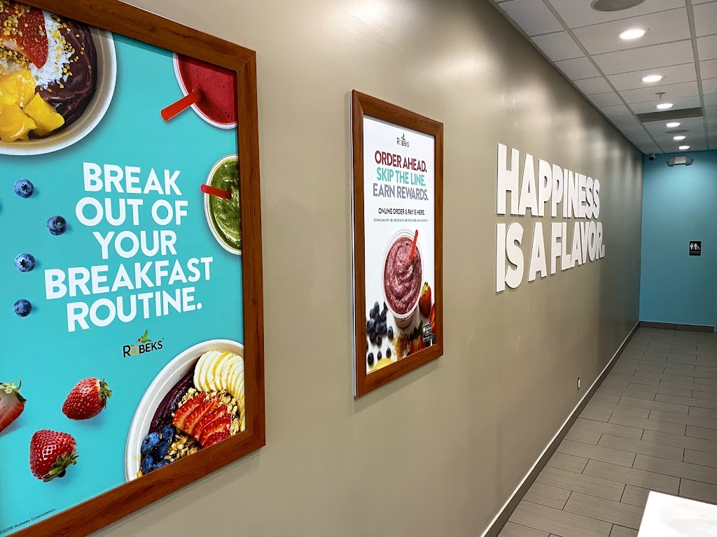 Robeks Fresh Juices & Smoothies | restaurant | 1404 N Moorpark Rd, Thousand Oaks, CA 91360, USA | 8053717176 OR +1 805-371-7176