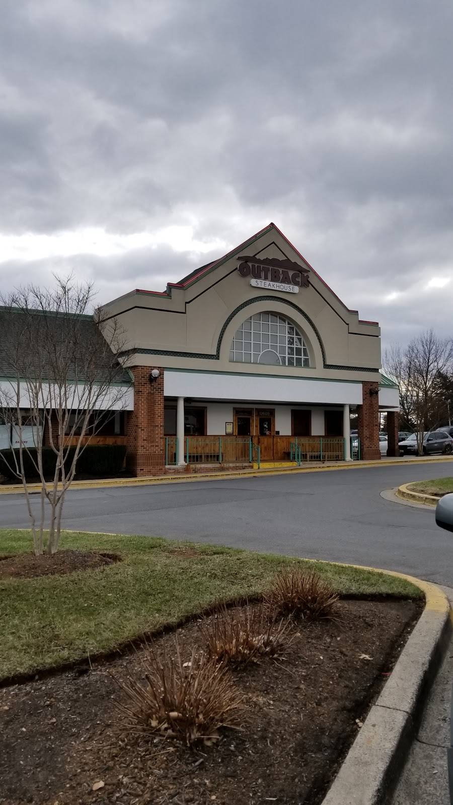 Outback Steakhouse | restaurant | 12609 Wisteria Dr, Germantown, MD 20874, USA | 3013539499 OR +1 301-353-9499