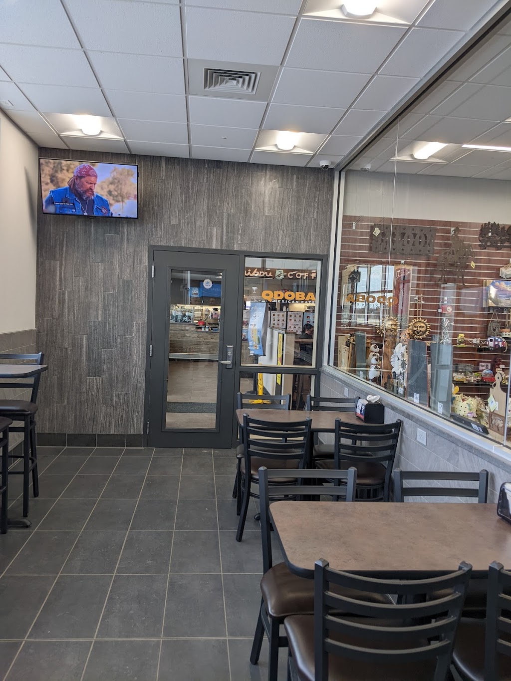 QDOBA Mexican Eats | restaurant | 2710 Commerce Rd, Goodland, KS 67735, USA | 7857284387 OR +1 785-728-4387