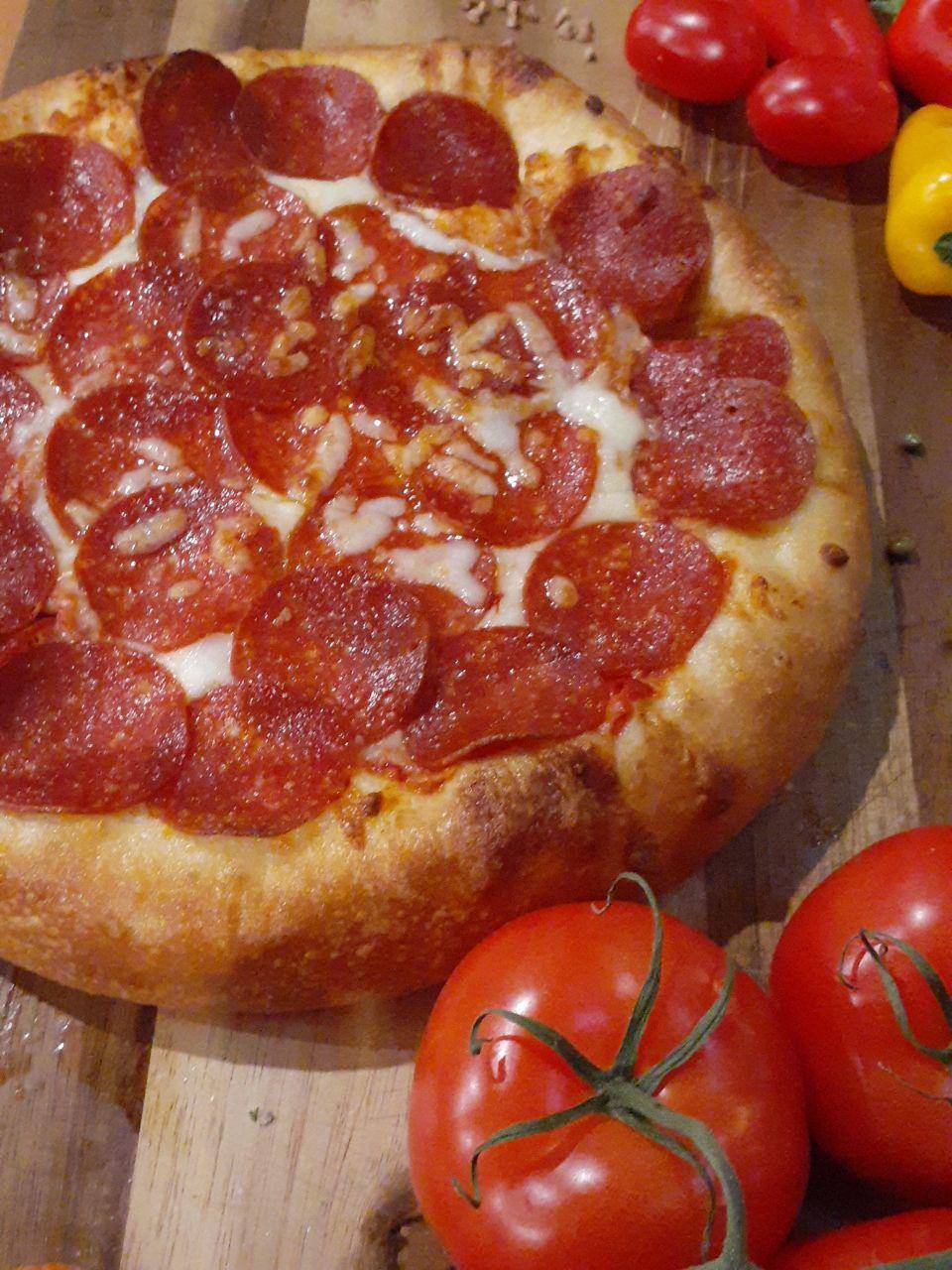 Madeline Pizza & Pasta in Nashville | Downtown | meal delivery | 1224 Meridian St, Nashville, TN 37207, USA | 6159288088 OR +1 615-928-8088