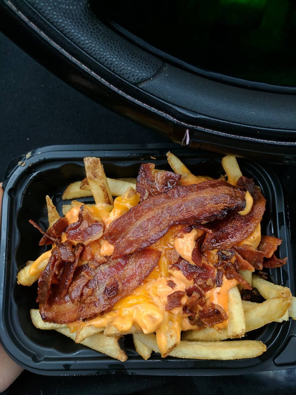 Wendys | restaurant | 419 State St, Watertown, NY 13601, USA | 3157889694 OR +1 315-788-9694