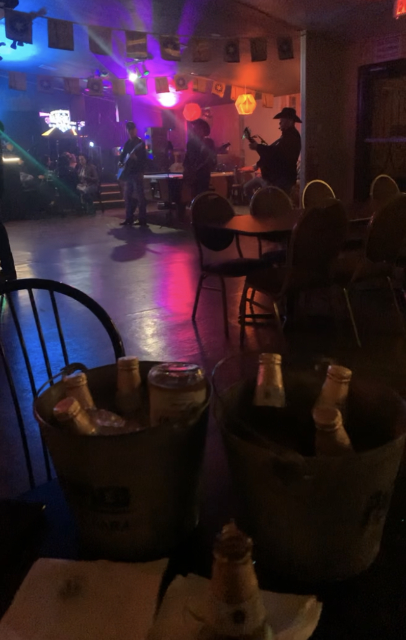 La Hacienda night Club & Restaurant | night club | 1028 S 9th St, Modesto, CA 95351, USA | 2095778931 OR +1 209-577-8931