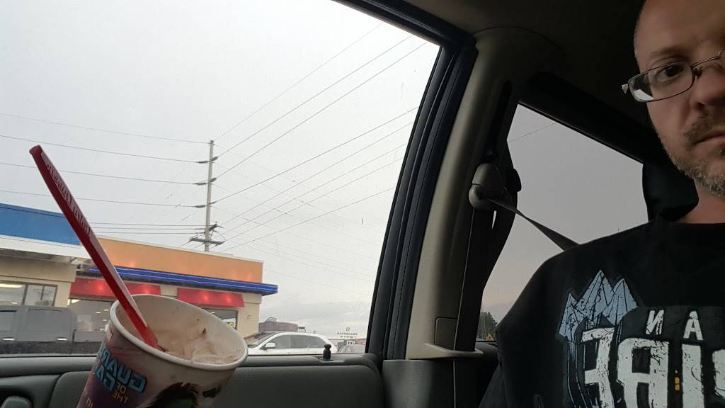 Dairy Queen Grill & Chill | restaurant | 108 S US Hwy 71, Savannah, MO 64485, USA | 8163245012 OR +1 816-324-5012