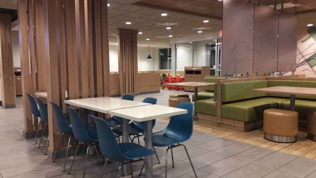 McDonalds | cafe | 4190 Lynn Rd, Ravenna, OH 44266, USA | 3303250909 OR +1 330-325-0909