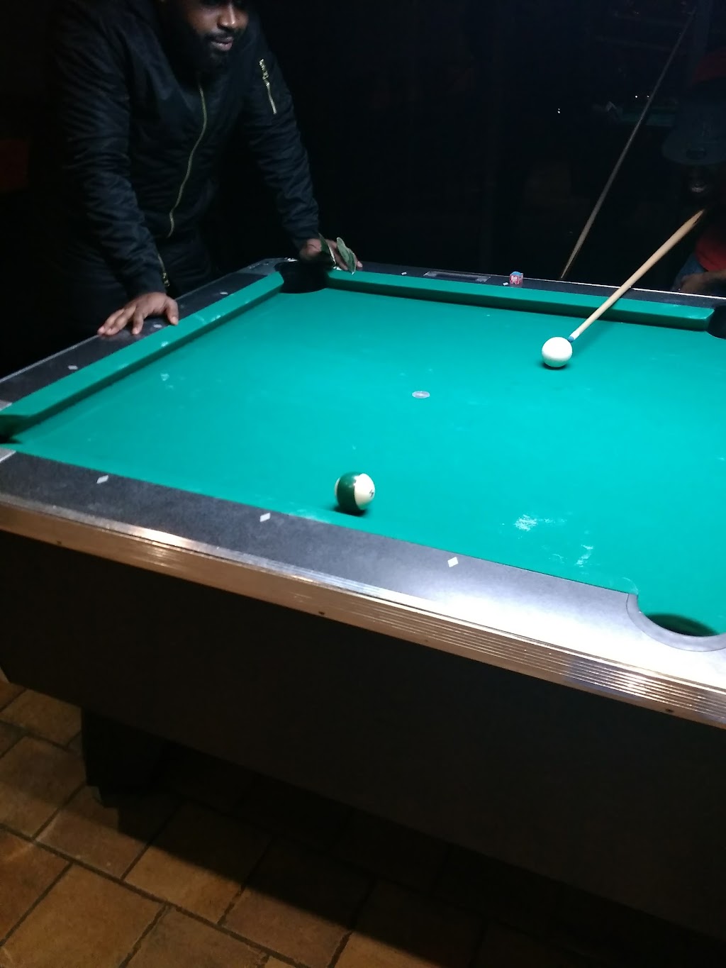 High 5 Sports Bar & Grill | restaurant | 305 W Trinity Ln, Nashville, TN 37207, USA | 6156788219 OR +1 615-678-8219