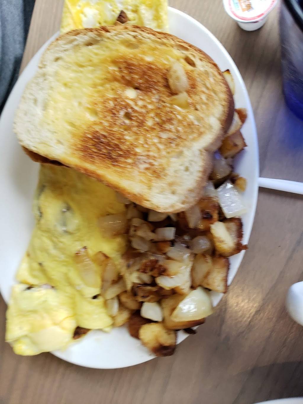 Kennys Place | restaurant | 1045 Reservoir Ave, Cranston, RI 02910, USA | 4014644454 OR +1 401-464-4454