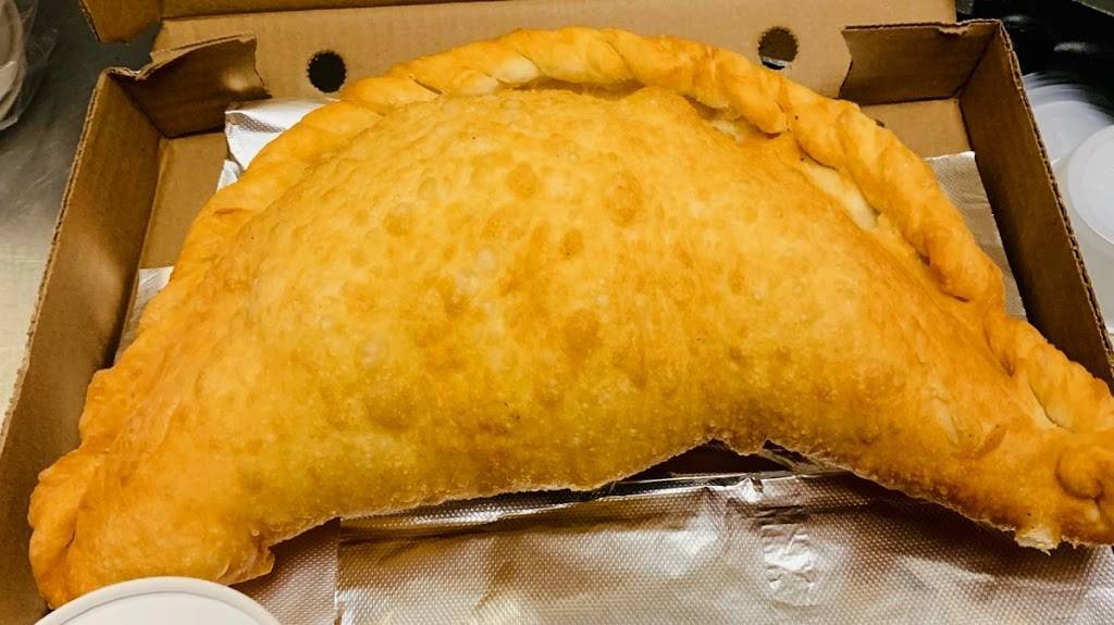 Marcos Pizzeria & Valentes Pasta House | restaurant | 4141 Tecumseh, Windsor, ON N8Y 4K9, Canada | 5199447700 OR +1 519-944-7700