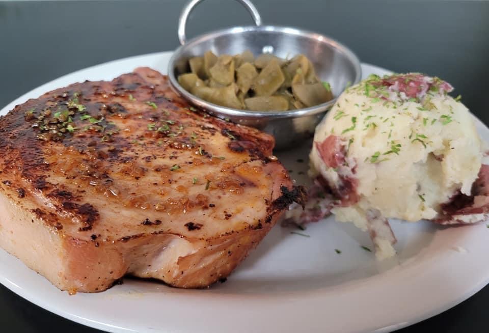 The Outpost Casual Dining Restaurant | restaurant | 711 E Mckinnon St, New Brockton, AL 36351, USA | 3343300125 OR +1 334-330-0125