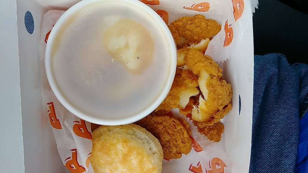 Popeyes Louisiana Kitchen | restaurant | 212 Continental Ave, Dallas, TX 75207, USA | 2147417478 OR +1 214-741-7478