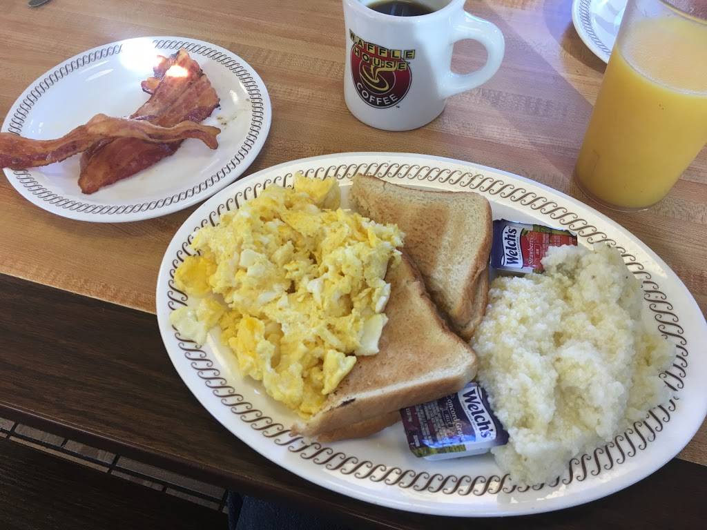 Waffle House | meal takeaway | 820 S Memorial Dr, Greenville, NC 27858, USA | 2527589197 OR +1 252-758-9197
