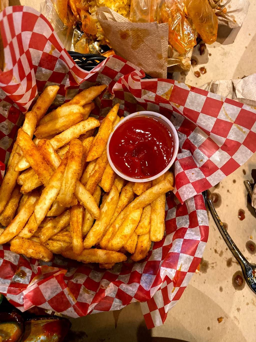 The Captains Boil | restaurant | 2655 Yonge St, Toronto, ON M4P 2J6, Canada | 4164852655 OR +1 416-485-2655