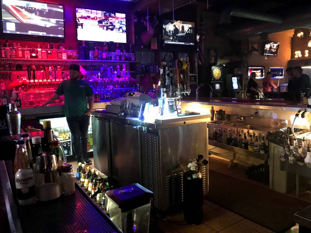 Gippers | night club | 8455 E Pine Bluff Rd, Coal City, IL 60416, USA | 8159428135 OR +1 815-942-8135