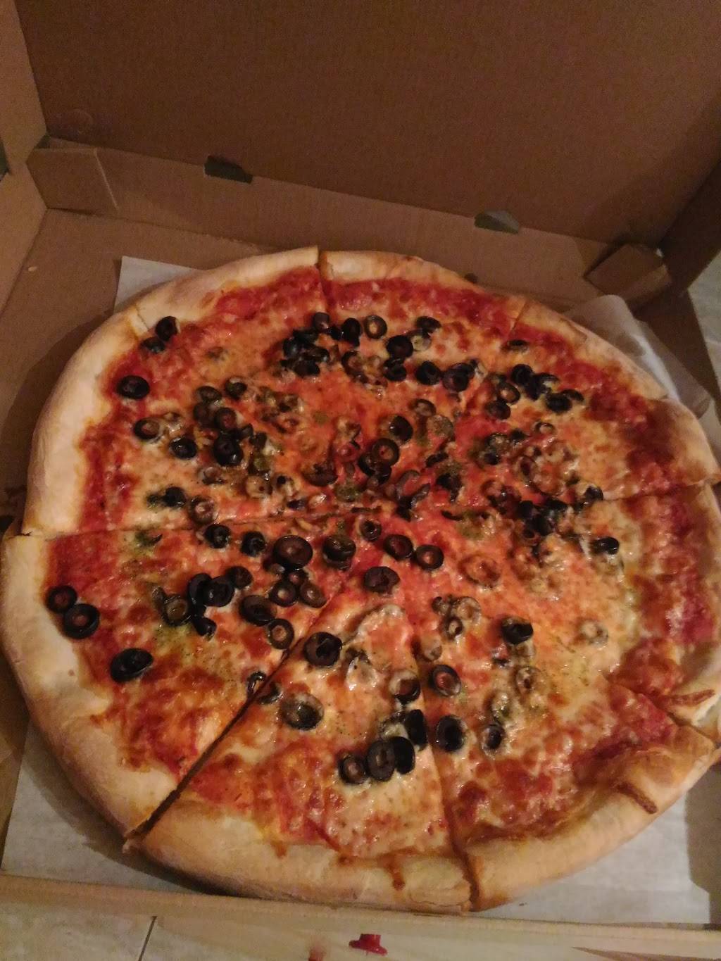 Grandpas Pizza | restaurant | 27030 Old 41 Rd, Bonita Springs, FL 34135, USA | 2399927119 OR +1 239-992-7119