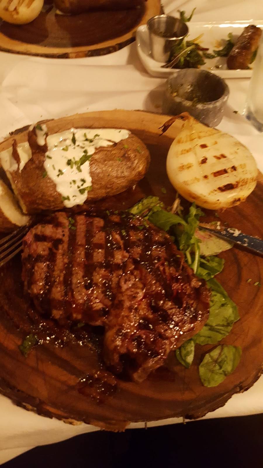 Evita Steakhouse | restaurant | 6112 N Lincoln Ave, Chicago, IL 60659, USA | 7734638482 OR +1 773-463-8482