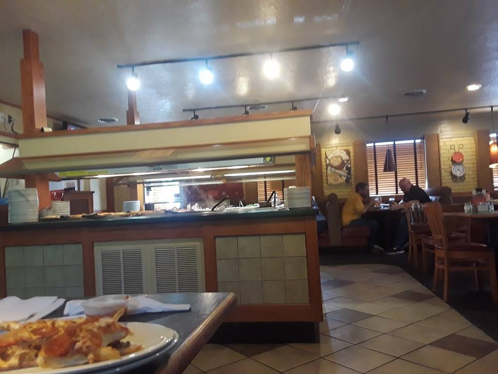 Pizza Hut | meal takeaway | 1754 N College Ave, Fayetteville, AR 72703, USA | 4795212992 OR +1 479-521-2992