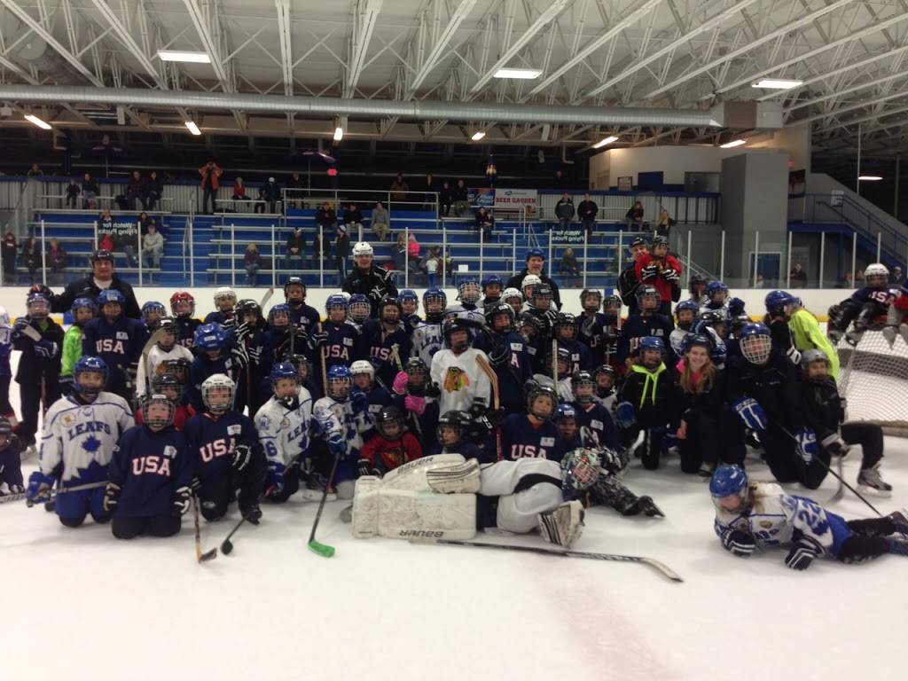 Leafs Ice Centre | restaurant | 801 Wesemann Dr, West Dundee, IL 60118, USA | 8478448700 OR +1 847-844-8700