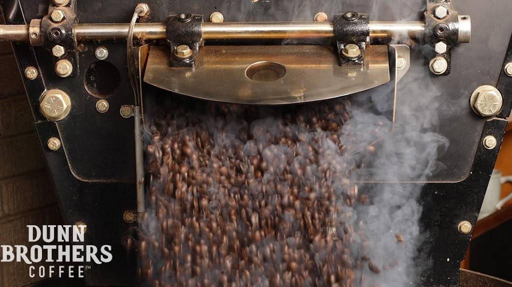 Dunn Brothers Coffee | bakery | 1105 Lawrence Dr, Burlington, IA 52601, USA | 3192378990 OR +1 319-237-8990