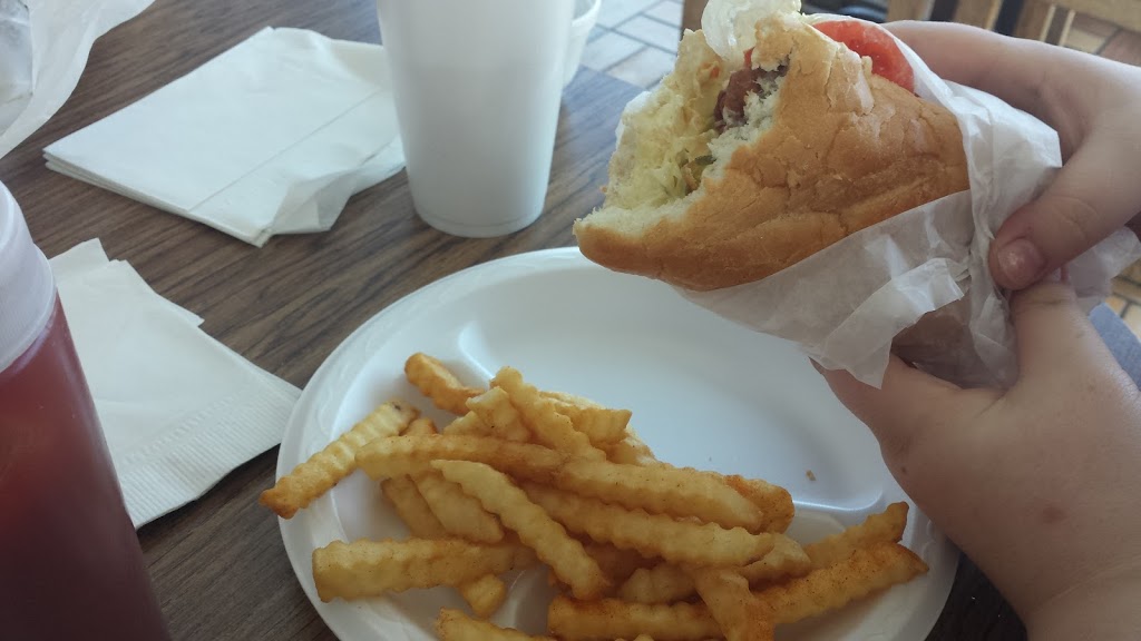 DCs Restaurant | restaurant | 7850 Tanner Williams Rd #8304, Mobile, AL 36608, USA | 2516334110 OR +1 251-633-4110