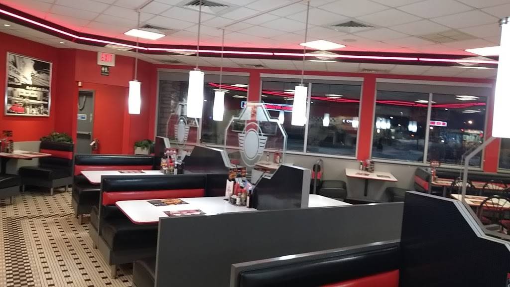 Steak n Shake | restaurant | 3316 Center Rd, Brunswick, OH 44212, USA | 3305580308 OR +1 330-558-0308