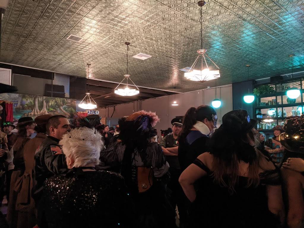 Henrys Depot | restaurant | 212 W 1st St, Sanford, FL 32771, USA | 4075486931 OR +1 407-548-6931