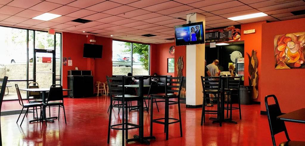 Helens Hot Chicken | restaurant | 1801 Jefferson St #101, Nashville, TN 37208, USA | 6159647331 OR +1 615-964-7331