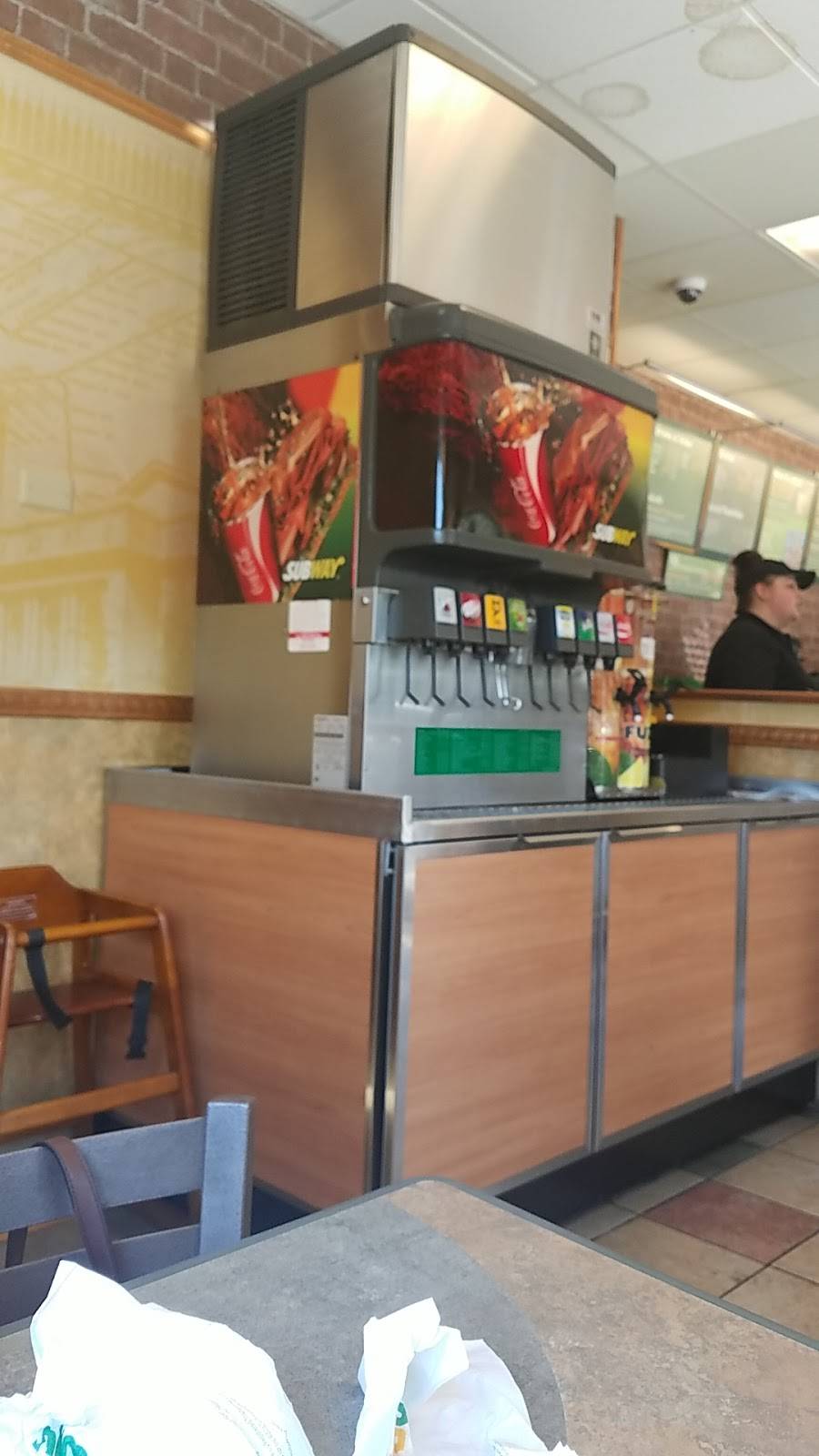 Subway | restaurant | 1805 Vestal Pkwy E, Vestal, NY 13850, USA | 6074840286 OR +1 607-484-0286