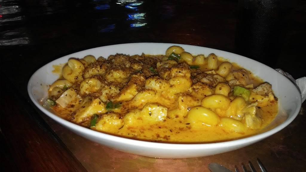 Rookies Sports Bar & Grill | restaurant | 321 1st St, Benicia, CA 94510, USA | 7077467665 OR +1 707-746-7665