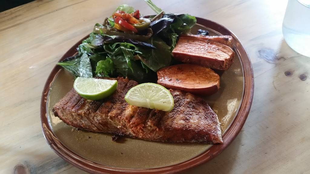 Kingston 11 Cuisine | restaurant | 2270 Telegraph Ave, Oakland, CA 94612, USA | 5104652558 OR +1 510-465-2558