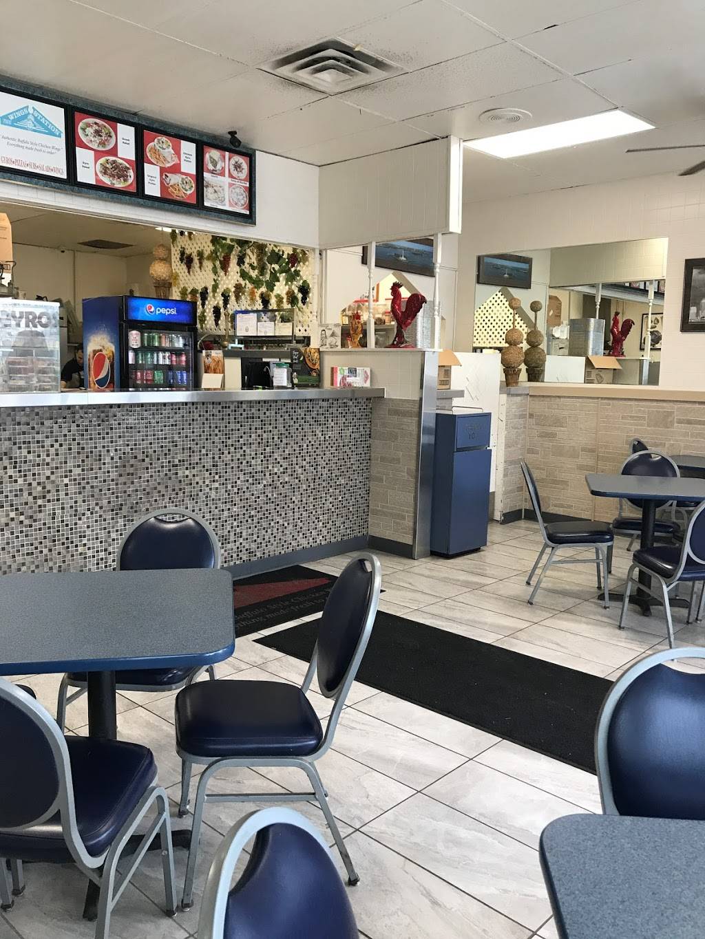 Wing Station | meal takeaway | 4015 Secor Rd, Toledo, OH 43623, USA | 4192920022 OR +1 419-292-0022