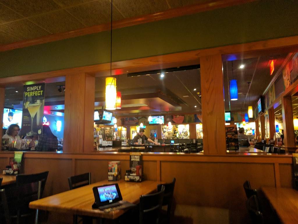Applebees Grill + Bar | restaurant | 8312 MN-7, St Louis Park, MN 55426, USA | 9529336701 OR +1 952-933-6701