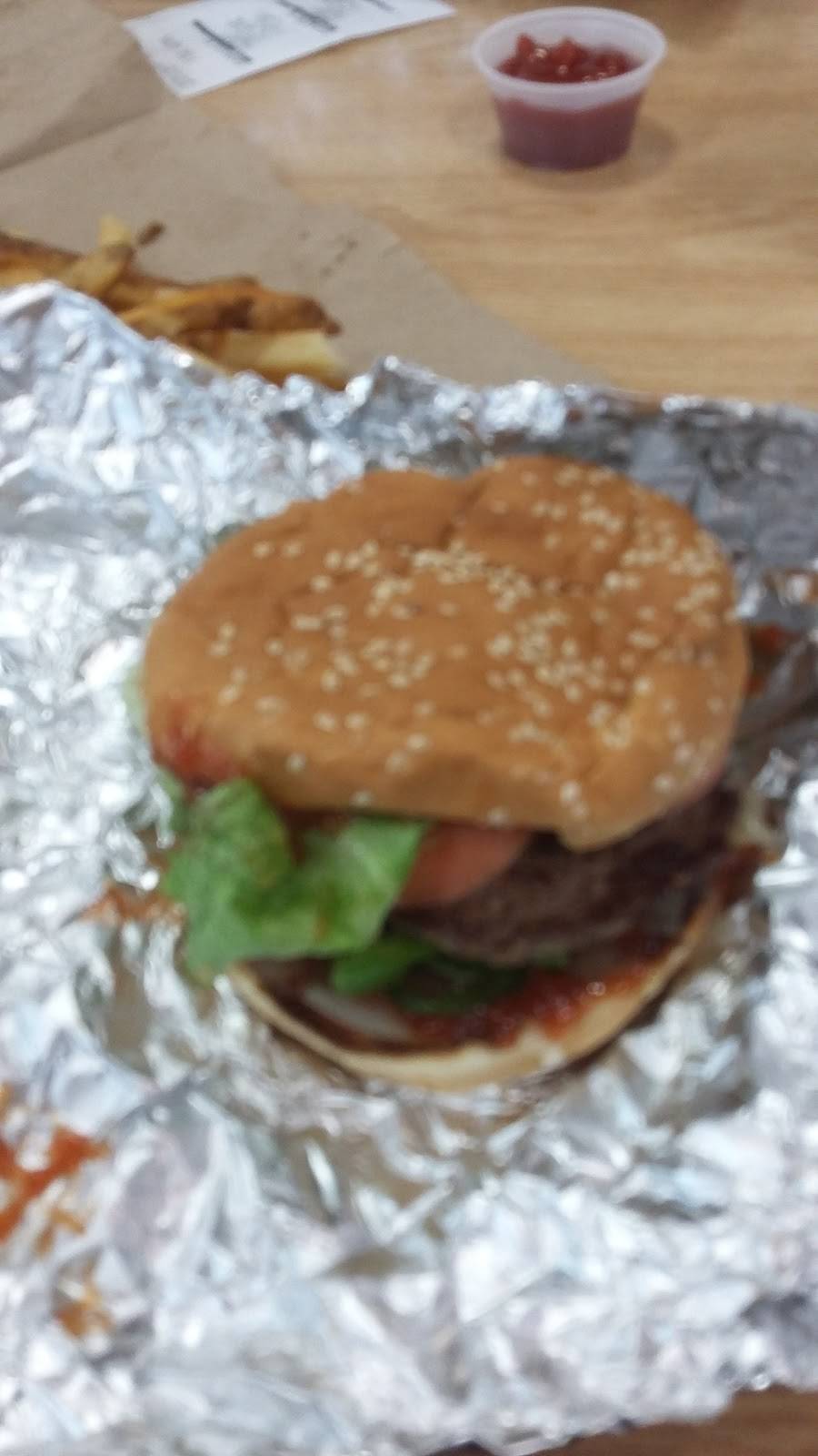 Five Guys | meal takeaway | 16230 Summerlin Rd, Fort Myers, FL 33908, USA | 2392672813 OR +1 239-267-2813