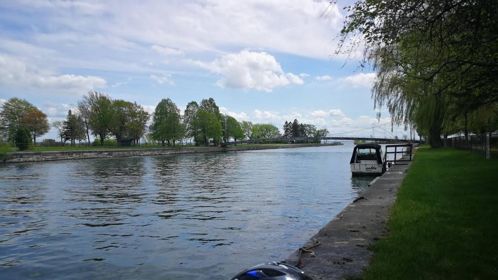 Hotel Victoria Inc | restaurant | 21 Rue Principale, Les Coteaux, QC J7X 1A1, Canada | 4502679014 OR +1 450-267-9014