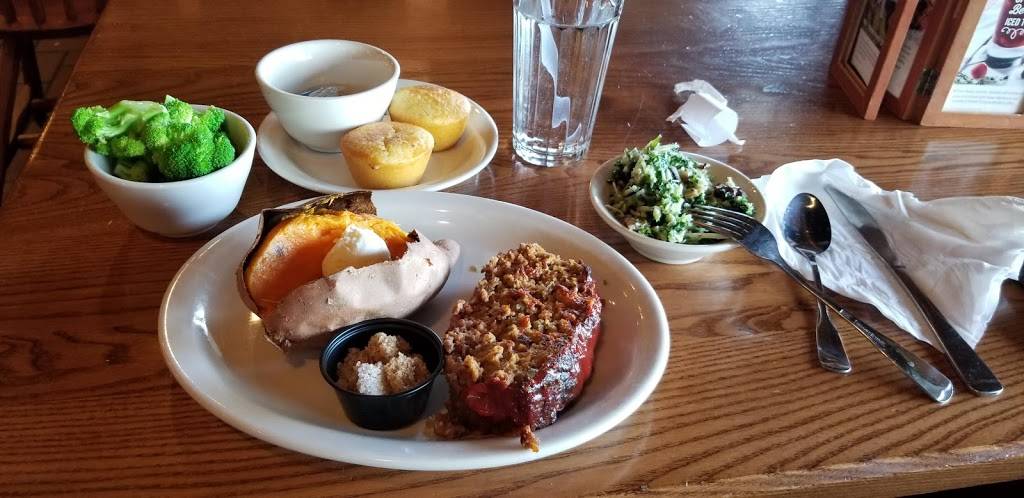 Cracker Barrel Old Country Store | restaurant | 2285 Woodlake Dr, Okemos, MI 48864, USA | 5173811511 OR +1 517-381-1511