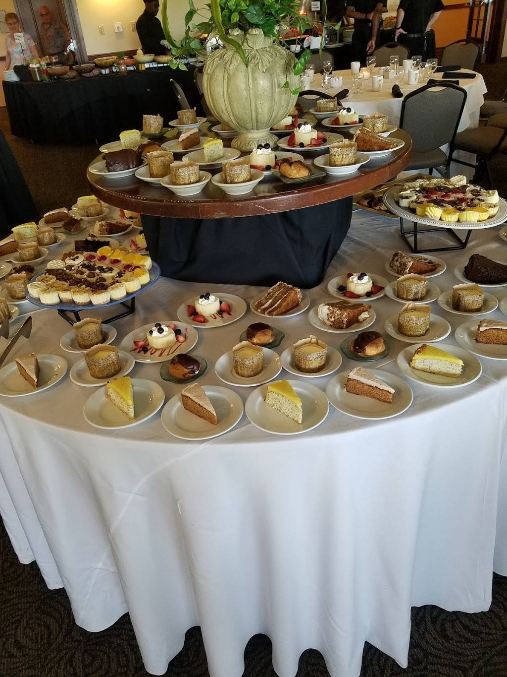 Club Nineteen, 19 | restaurant | 10500 Taft St, Pembroke Pines, FL 33026, USA | 9545383731 OR +1 954-538-3731