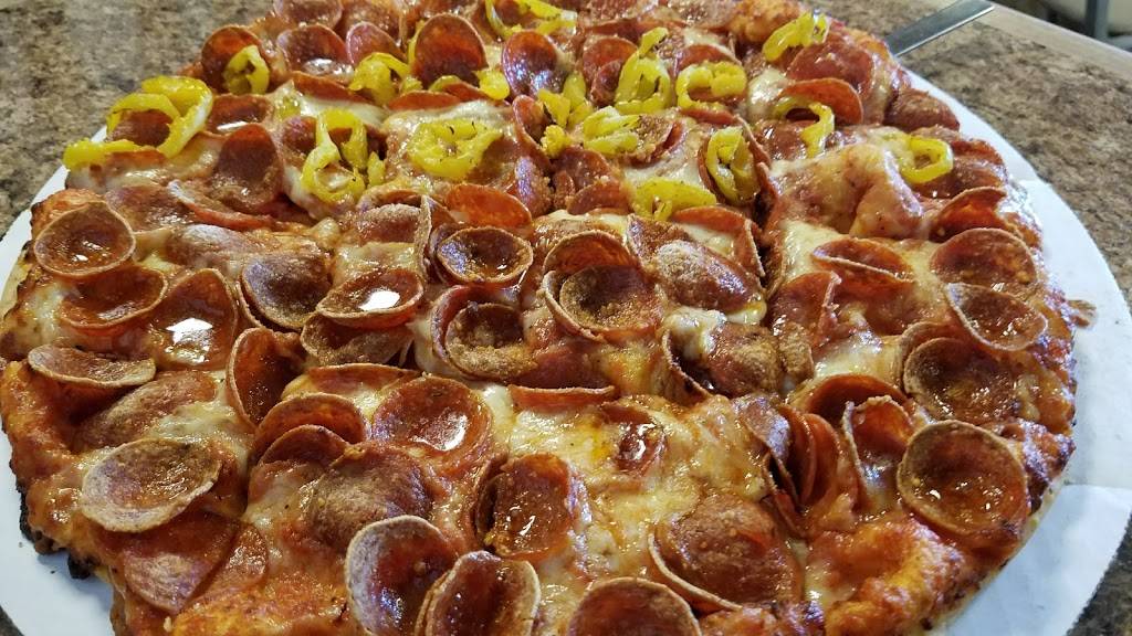 Tommys Pizza | restaurant | 1350 W Lane Ave, Columbus, OH 43221, USA | 6144862969 OR +1 614-486-2969