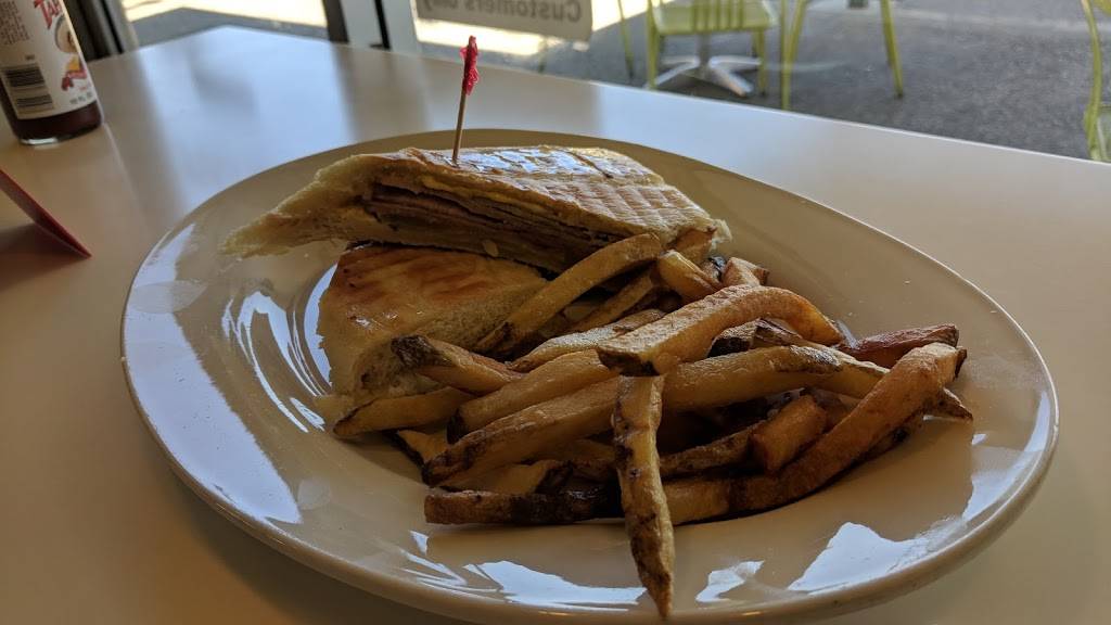 Cuba Café | restaurant | 146 S Orchard Ave, Vacaville, CA 95688, USA | 7074745061 OR +1 707-474-5061