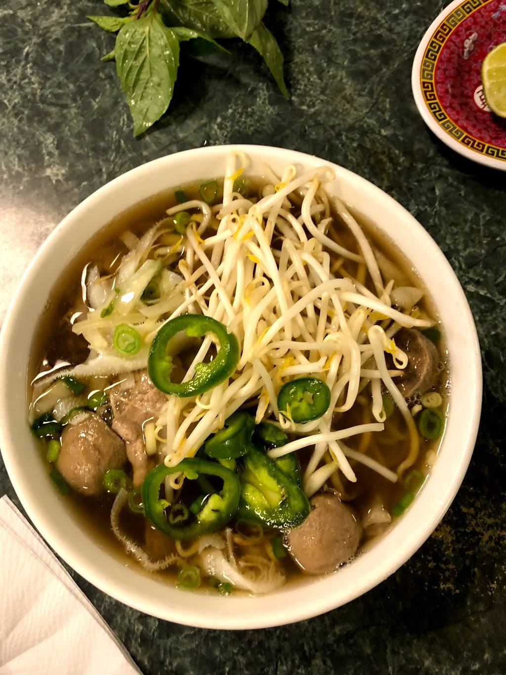 Phở Saigon II | restaurant | 3288 Pierce St A116, Richmond, CA 94804, USA | 5105286388 OR +1 510-528-6388