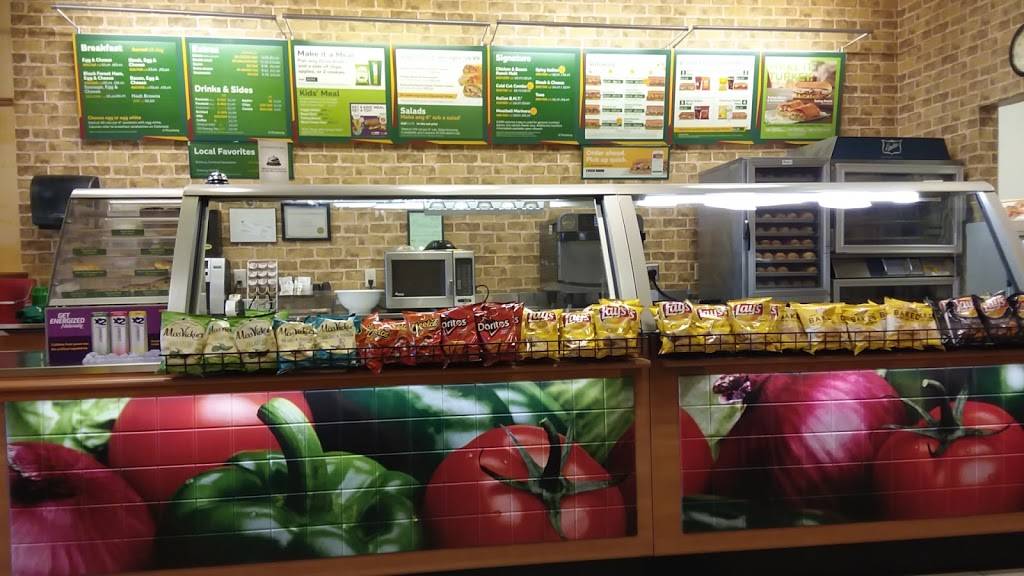 Subway Restaurants | restaurant | II, 5650 W 86th St Suite 132, Indianapolis, IN 46278, USA | 3178759775 OR +1 317-875-9775