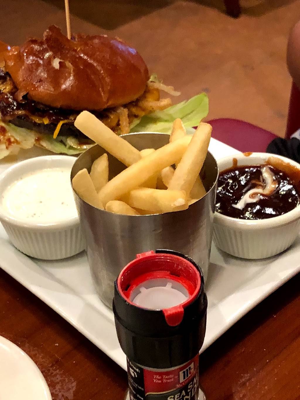 Johnny Carinos | restaurant | 12036 Lakewood Blvd, Downey, CA 90242, USA | 5628030108 OR +1 562-803-0108