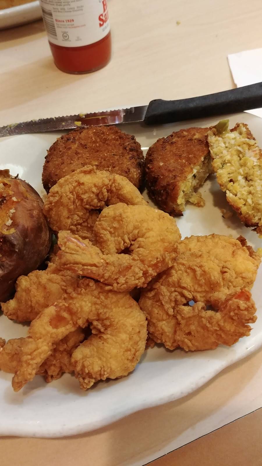 Captain Petes | restaurant | 1855 N Aspen St, Lincolnton, NC 28092, USA | 7042408006 OR +1 704-240-8006