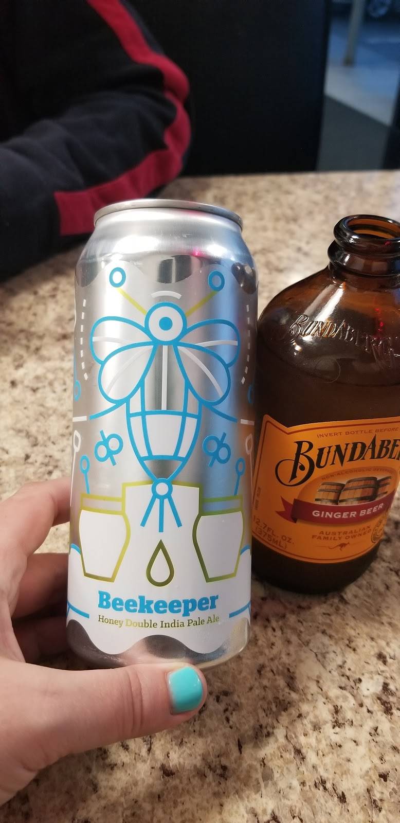 Vespas Pizza Pasta & Deli | restaurant | 99 Pearl St, Essex Junction, VT 05452, USA | 8028786060 OR +1 802-878-6060